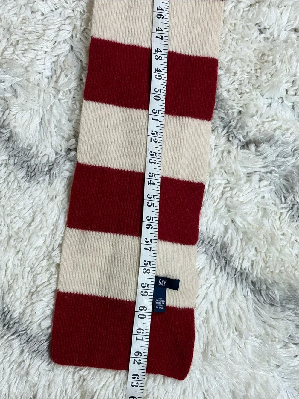 GAP 100% lambwool Red and Cream Wide Striped Knit Scarf